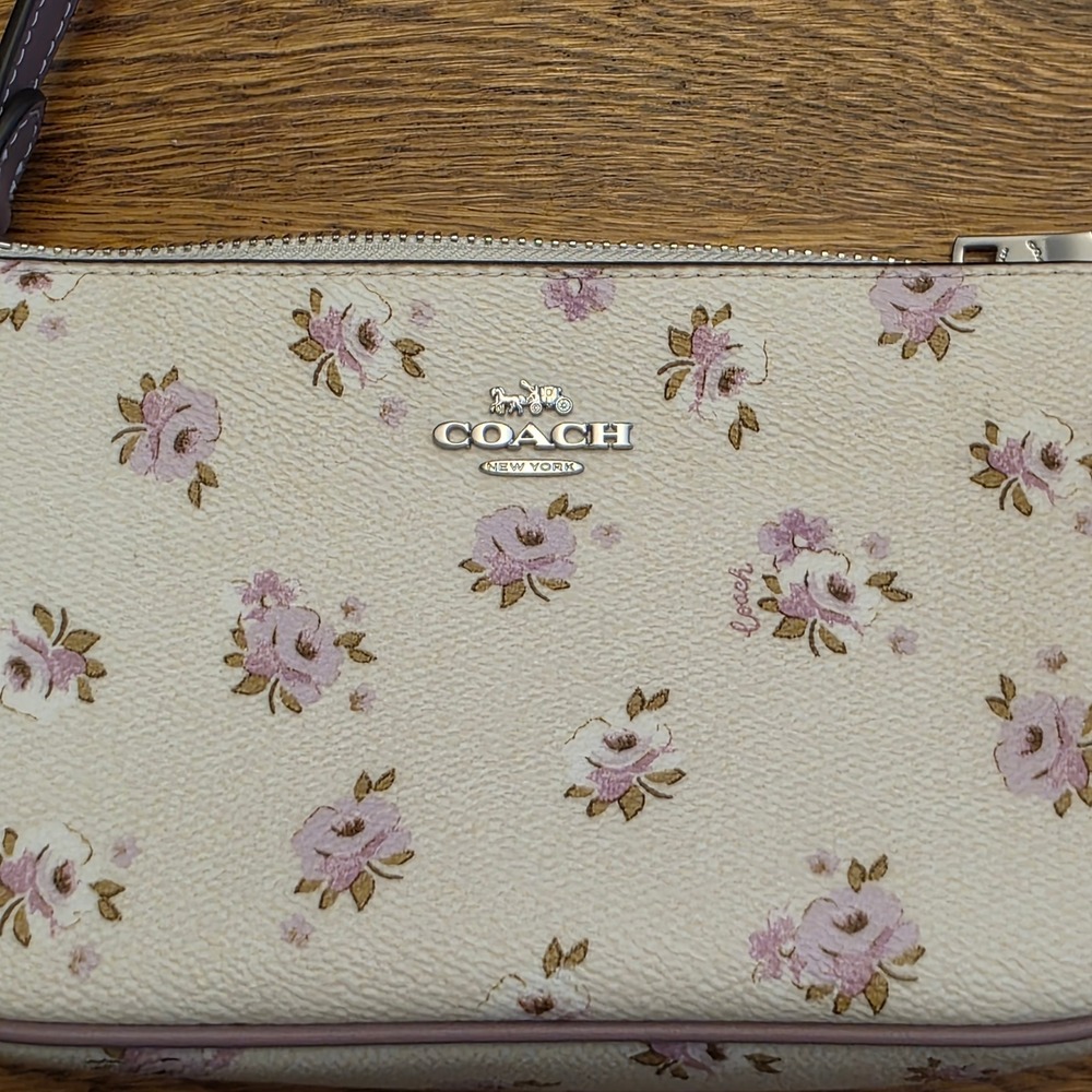 Coach Nolita 19 Wristlet Chalk White Vintage Rose Floral Print Handbag Spring - Picture 3 of 10